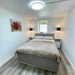 Charming Modern Close To Moa & Apartman Ålesund