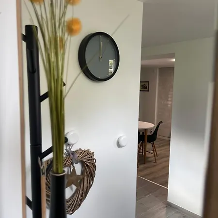 Lägenhet Family Friendly, Free Parking Space, Newly Renovated 3