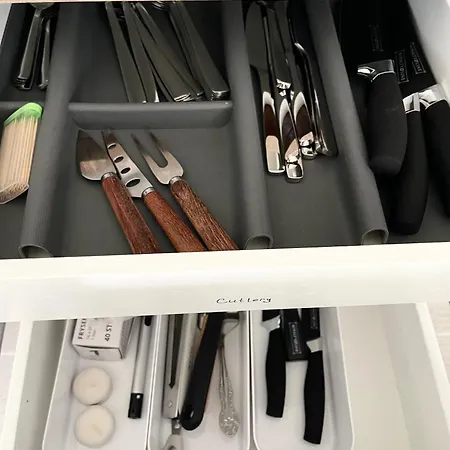 Charming Modern Close To Moa &