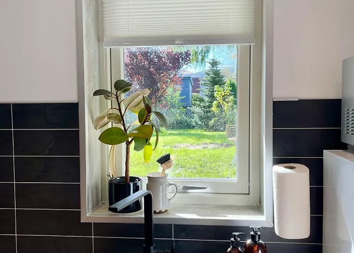 Charming Modern Close To Moa & Апартаменты Олесунн